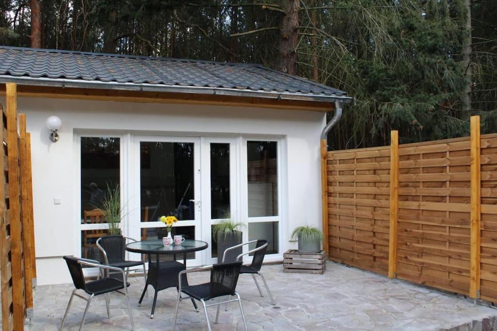 Haus Wilma Gruene Idylle Im Wald Direkt Am See Wendisch Rietz Bagian luar foto